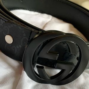 Men’s Gucci belt